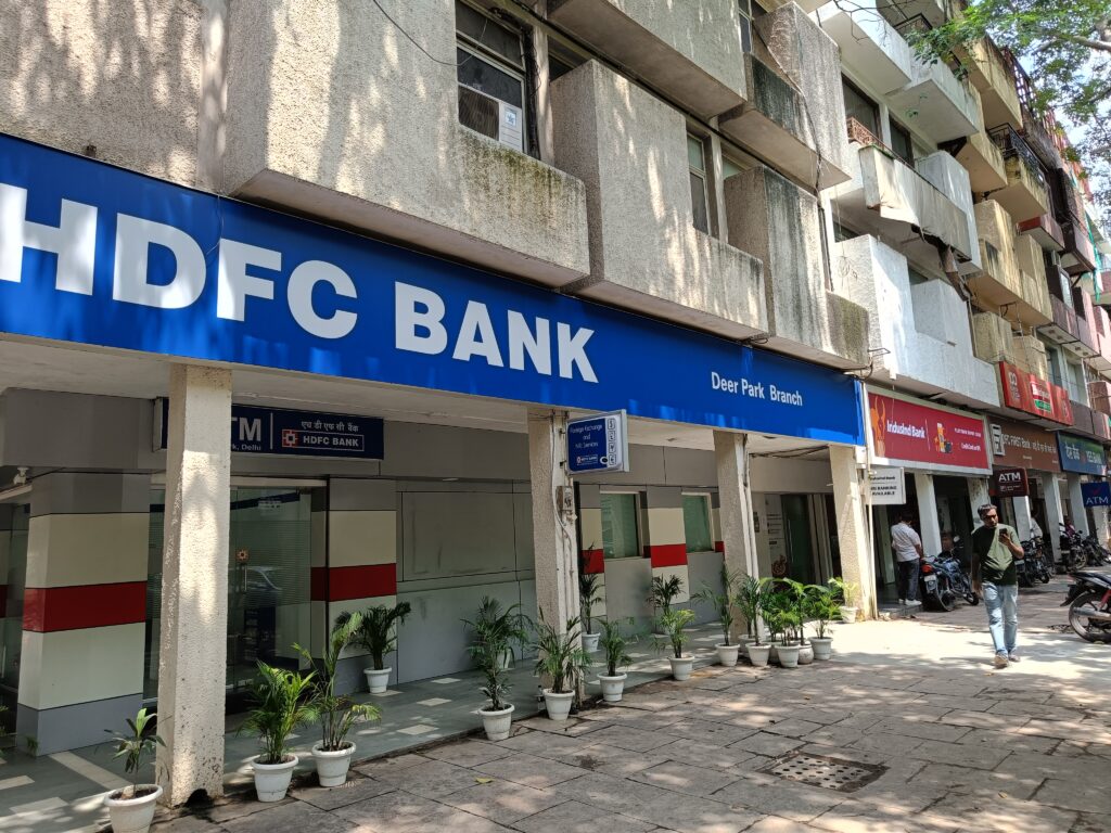 hdfc-bank-Safdarjung-Enclave-Market-Delhi
