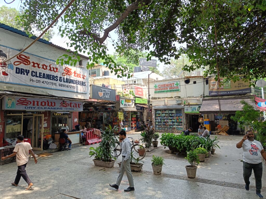 Safdarjung-Enclave-Market-Delhi