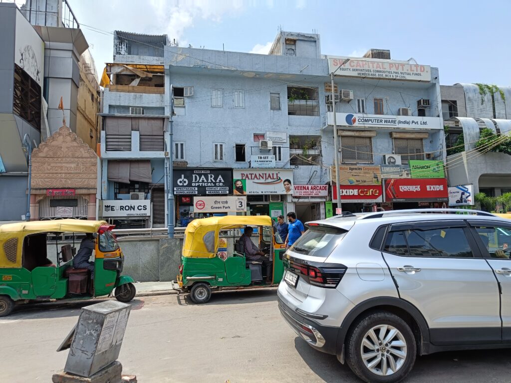 Front view of Patanjali store at Yusuf Sarai Market, Delhi